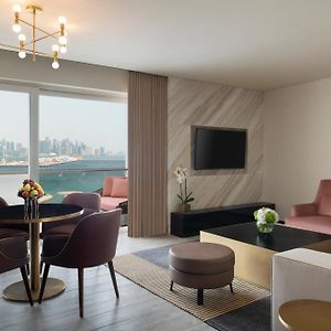 Executive Suite Sea View